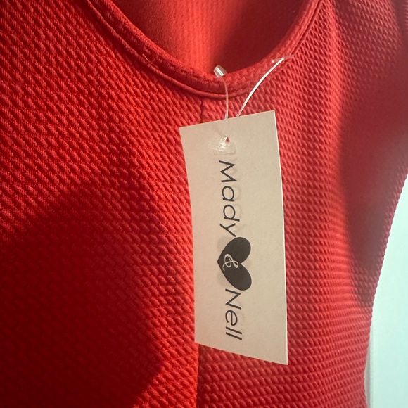 Mady & Nell small red dress - Picture 2 of 4